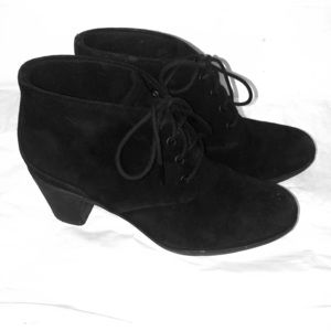 Clark’s black tie up booties